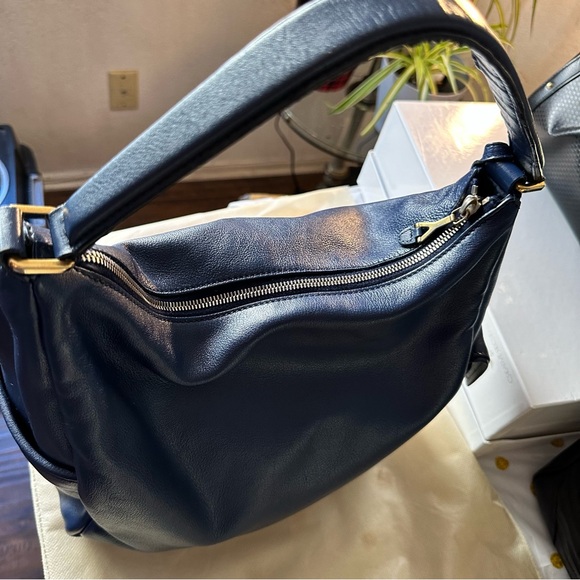 *SOLD*Yves Saint Laurent Leather Multi Bag - Picture 4 of 15